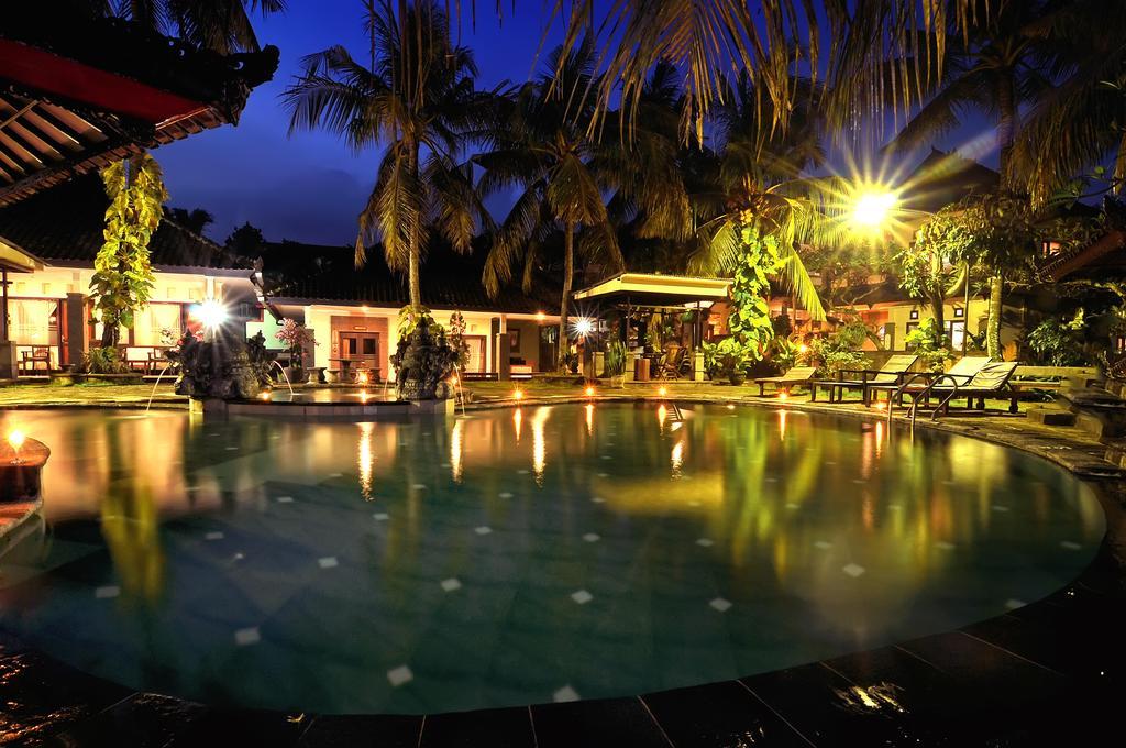 Dewi Sinta Hotel&Restaurant By WizZeLa Tanah Lot Exterior foto