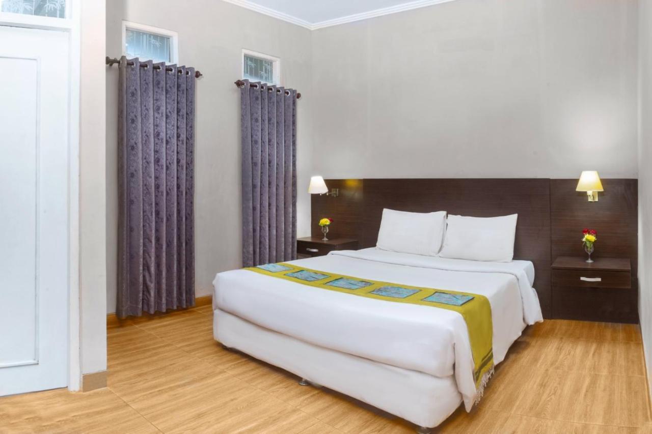 Dewi Sinta Hotel&Restaurant By WizZeLa Tanah Lot Exterior foto
