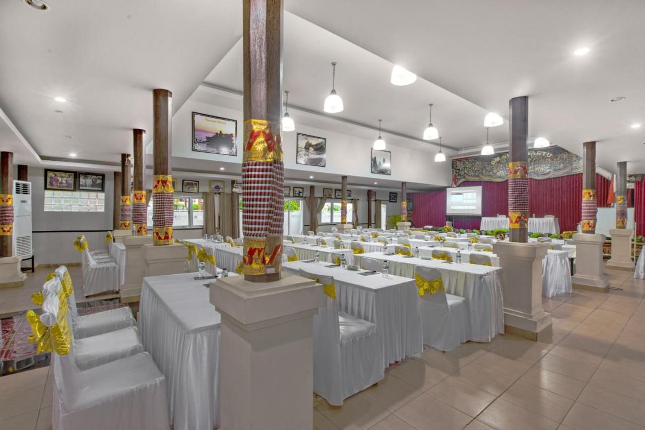 Dewi Sinta Hotel&Restaurant By WizZeLa Tanah Lot Exterior foto