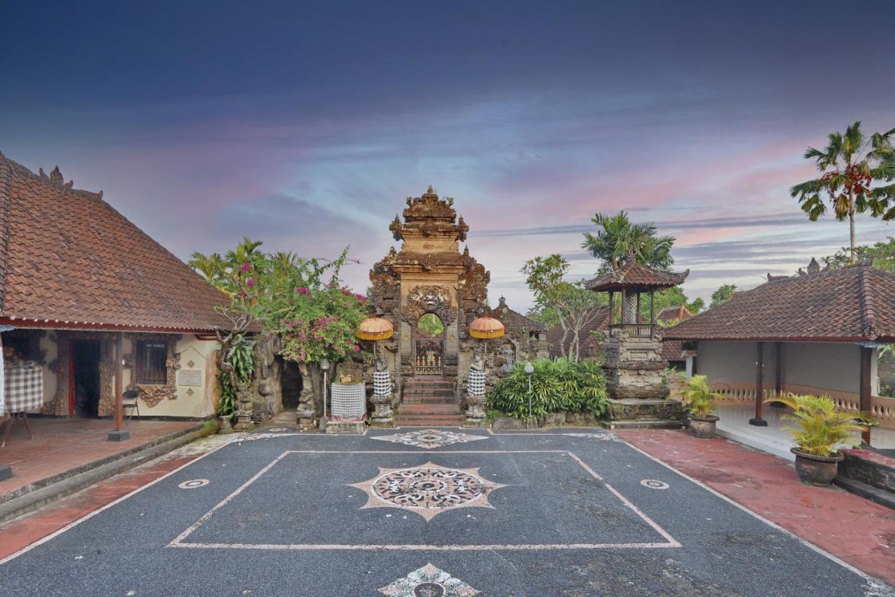 Dewi Sinta Hotel&Restaurant By WizZeLa Tanah Lot Exterior foto