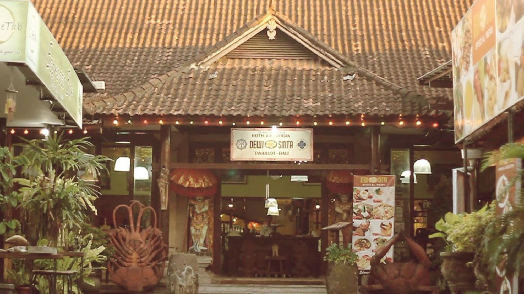 Dewi Sinta Hotel&Restaurant By WizZeLa Tanah Lot Exterior foto